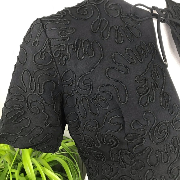 Vintage Frank Usher black cropped raised pattern short sleeve tie front jacket - Picture 2 of 11